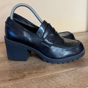 Dirty Laundry Women's size 10 Liberty Loafers black shoes lug sole